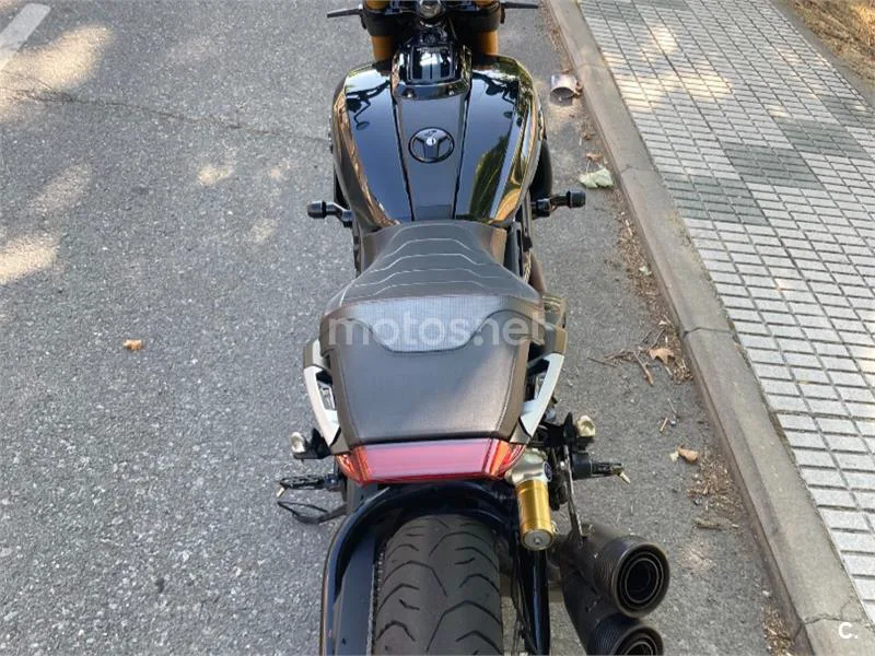 Indian FTR 1200 - Vista 7