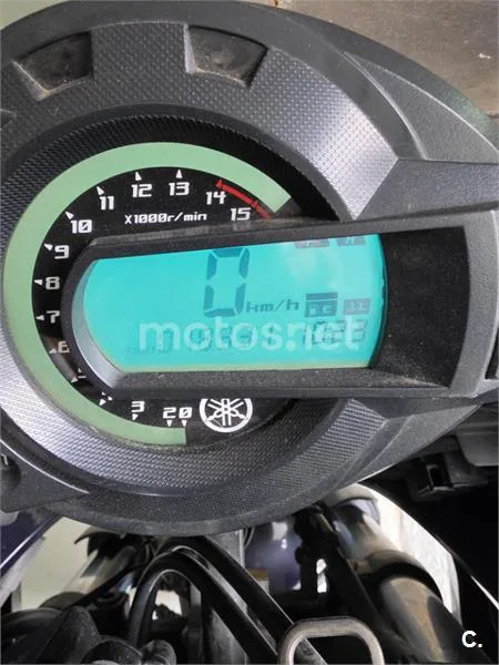 Yamaha FZ6 - Vista 4