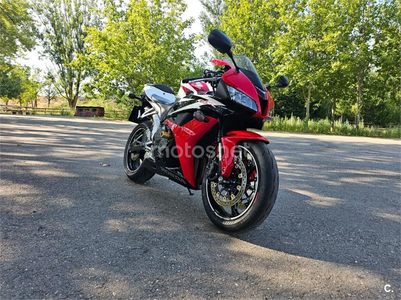 Honda CBR600RR - Vista 3