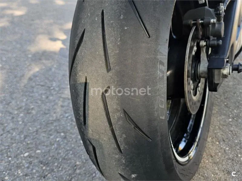 Honda CBR600RR - Vista 6