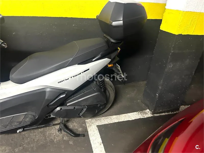 Kymco Sky Town 125 - Vista 4