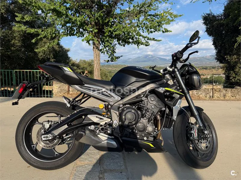 Triumph Street Triple 765 - Vista 4