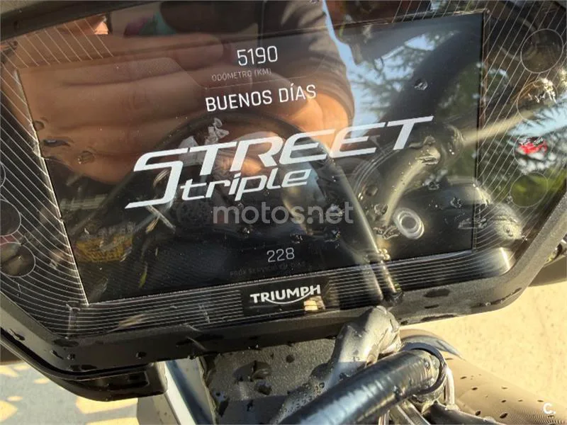 Triumph Street Triple 765 - Vista 5