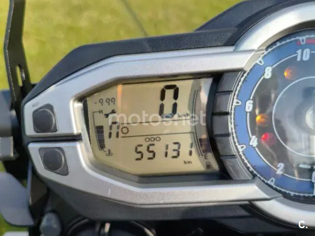 Triumph Tiger 800 XC - Vista 7