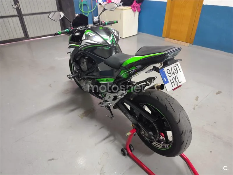 Kawasaki Z800 - Vista 3