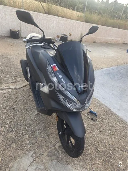 Honda PCX125 - Vista 4