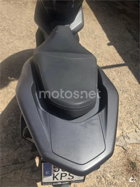 Honda PCX125 - Vista 6