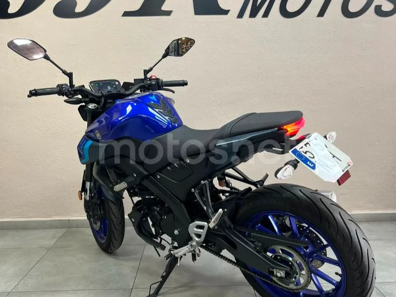 Yamaha MT-125 - Vista 9