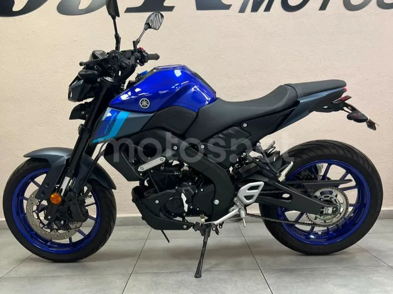 Yamaha MT-125 - Vista 10