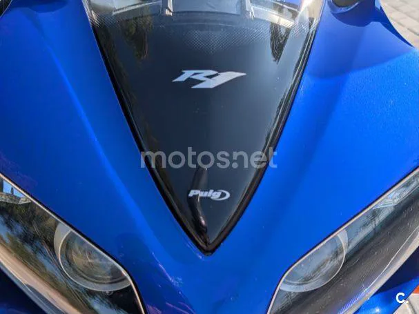 Yamaha YZF-R1 - Vista 9