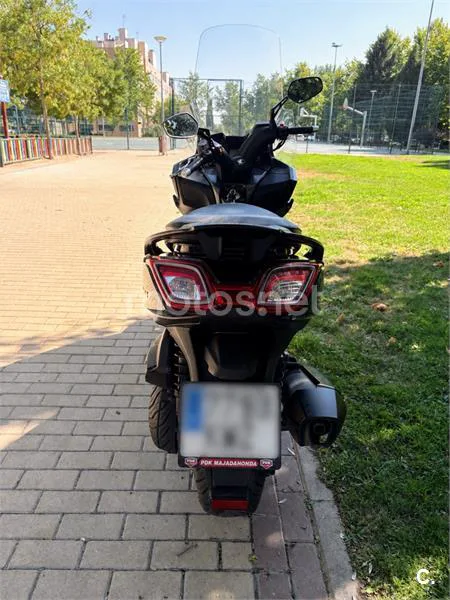 Kymco Super Dink 350 - Vista 5