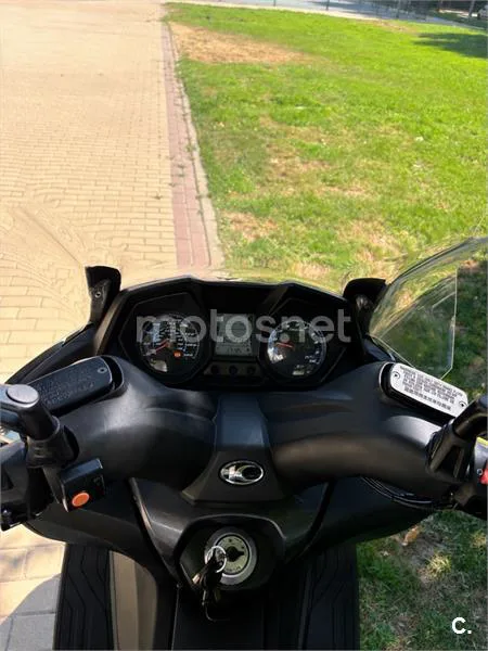 Kymco Super Dink 350 - Vista 6