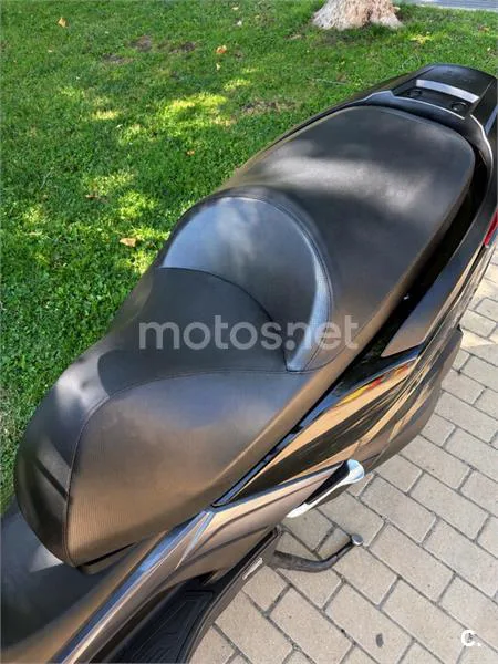 Kymco Super Dink 350 - Vista 7