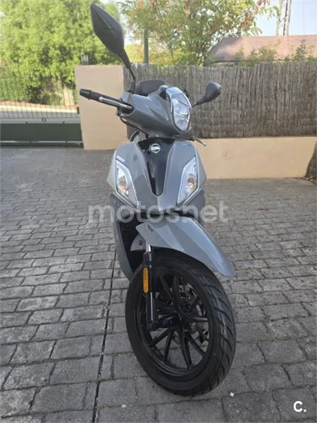 SYM Symphony ST 125 LC 1900 € 2024 Barcelona - 2