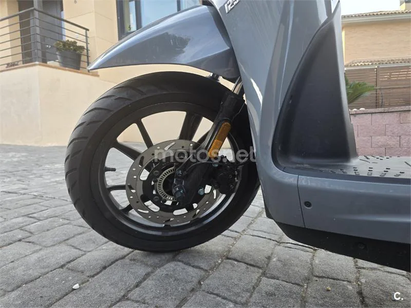 SYM Symphony ST 125 LC - Vista 12