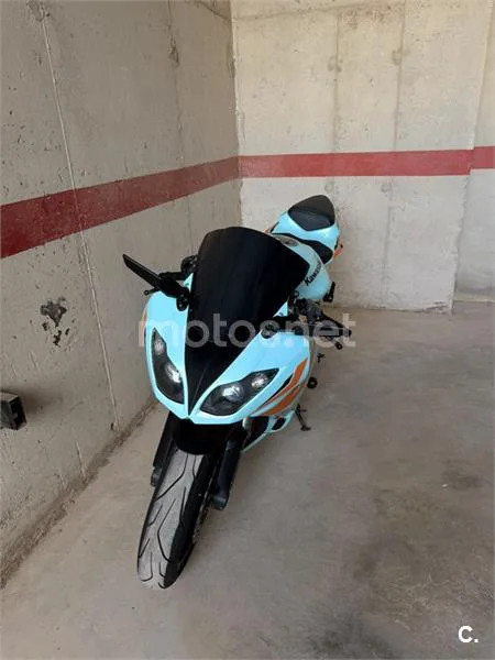 Kawasaki Ninja ZX-6R - Vista 4