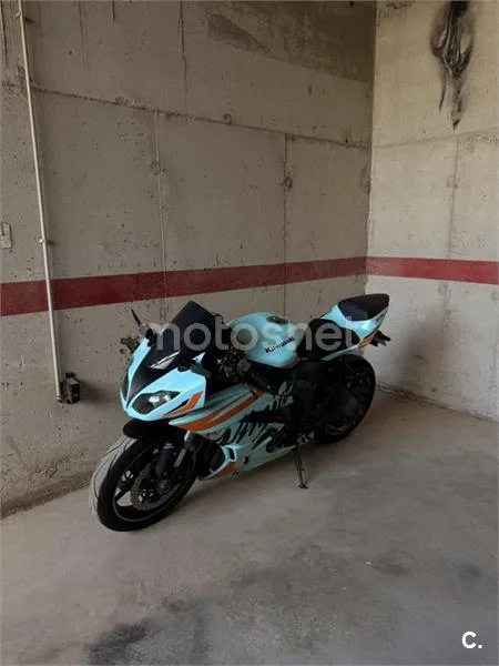 Kawasaki Ninja ZX-6R - Vista 5