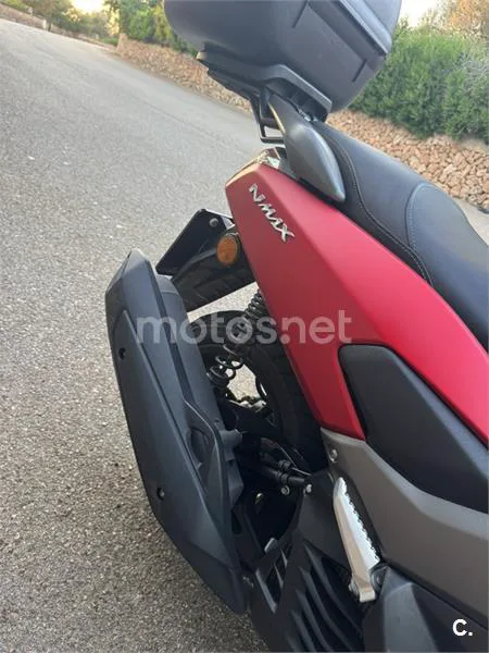 Yamaha NMAX - Vista 12
