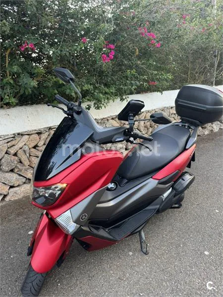 Yamaha NMAX - Vista 7