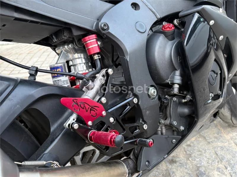 Yamaha YZF-R6 - Vista 4