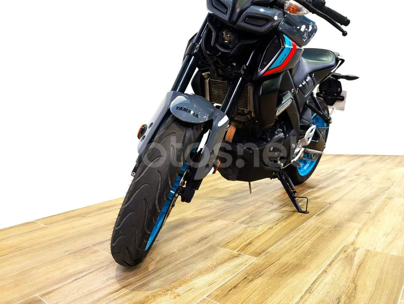 Yamaha MT-125 - Vista 6