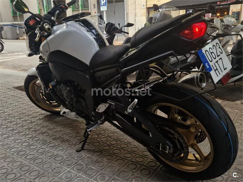 Yamaha Fazer 8 - Vista 7