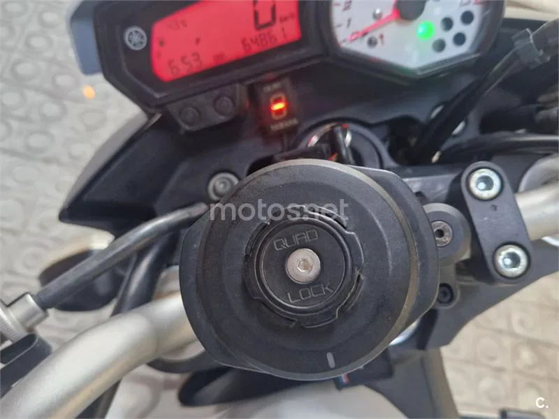 Yamaha Fazer 8 - Vista 8
