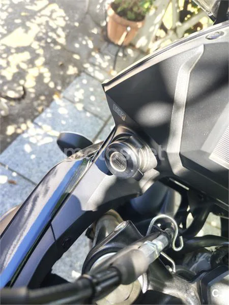 Suzuki V-Strom 650XT - Vista 12
