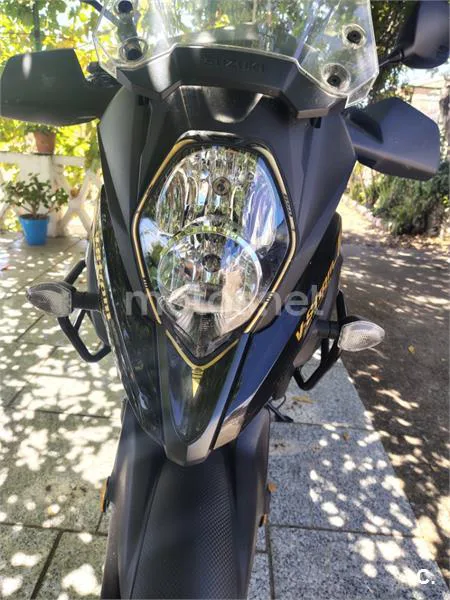 Suzuki V-Strom 650XT - Vista 16