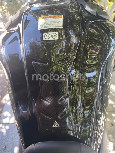 Suzuki V-Strom 650XT - Vista 10