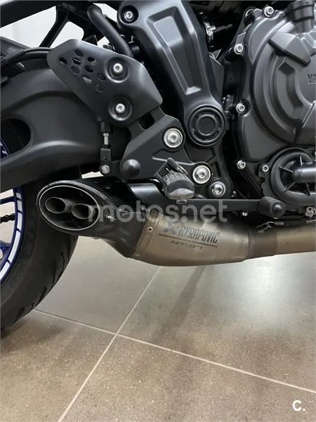 Yamaha MT-07 - Vista 7