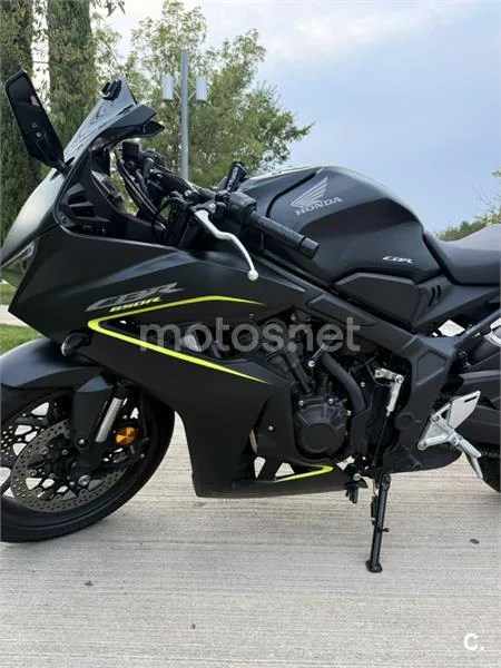 Honda CBR650R E-Clutch 10.500 € 2026 Zaragoza - 2