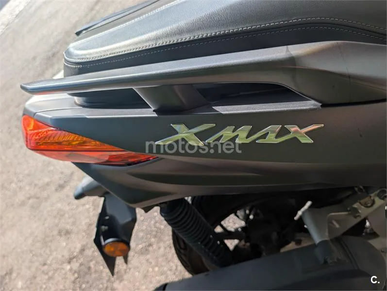 Yamaha XMAX 125 - Vista 4