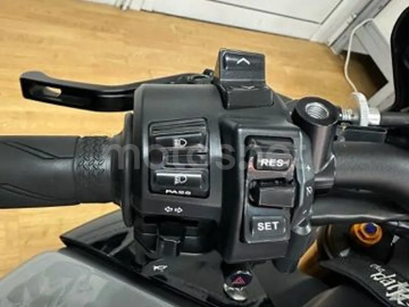 Yamaha MT-09 - Vista 11