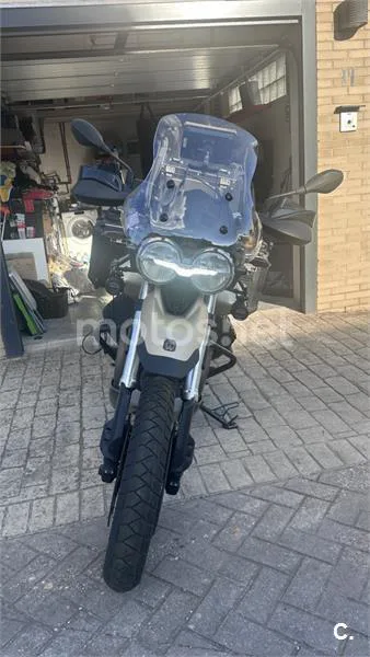 Moto Guzzi V85 TT 8500 € 2021 Madrid - 2