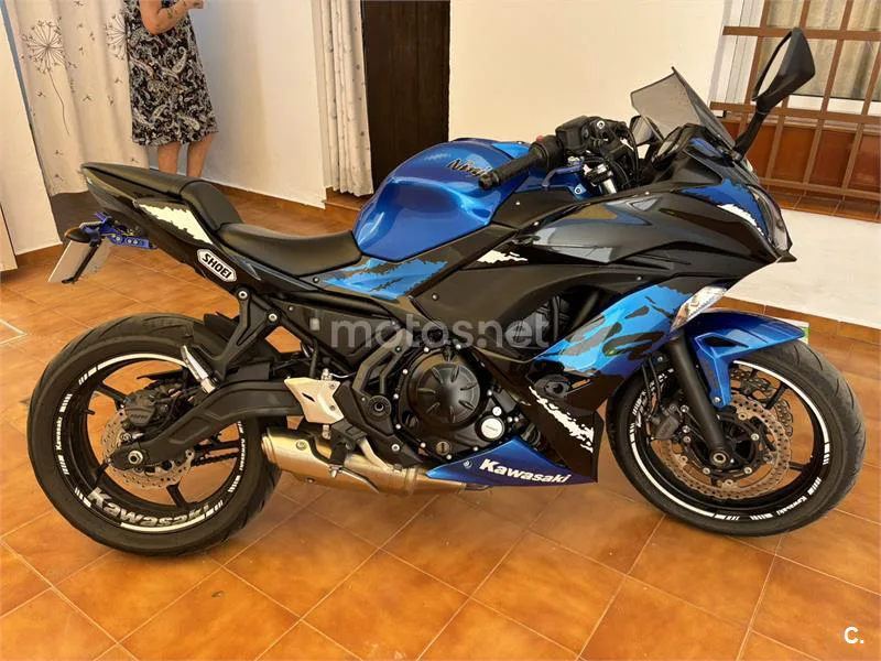 Kawasaki Ninja 650 - Vista 3