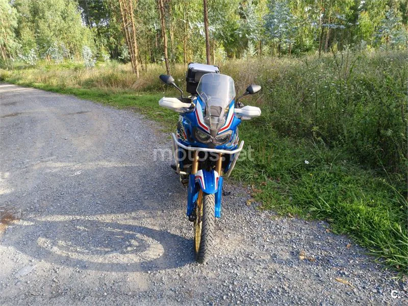 Honda CRF1000L Africa Twin - Vista 3