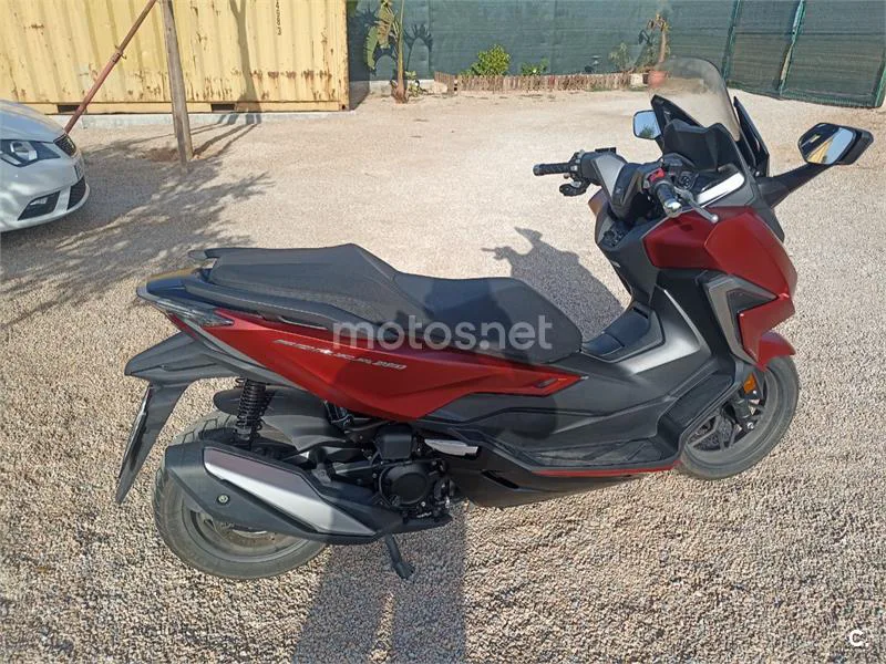 Honda Forza 350 - Vista 5
