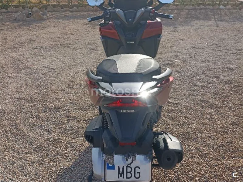 Honda Forza 350 - Vista 7