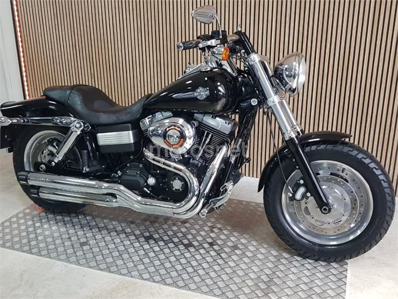 Harley-Davidson Dyna Fat Bob - Vista 3