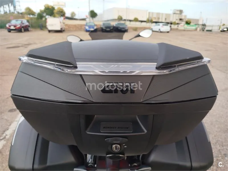BMW R 1250 R - Vista 9