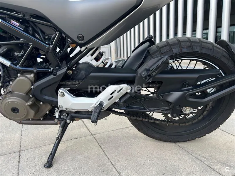 Husqvarna Svartpilen 401 - Vista 6