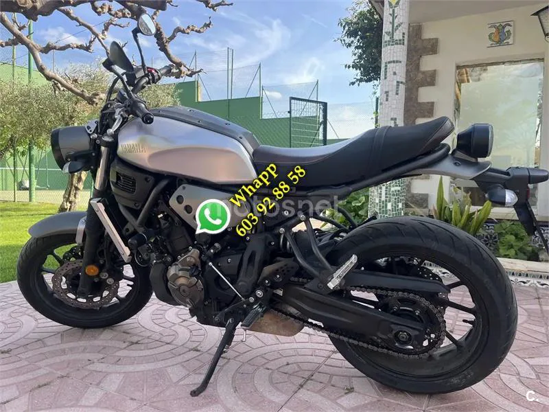 Yamaha XSR700 - Vista 5
