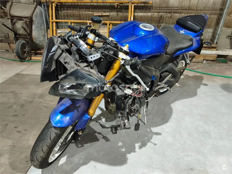 Yamaha YZF-R6 - Vista 3