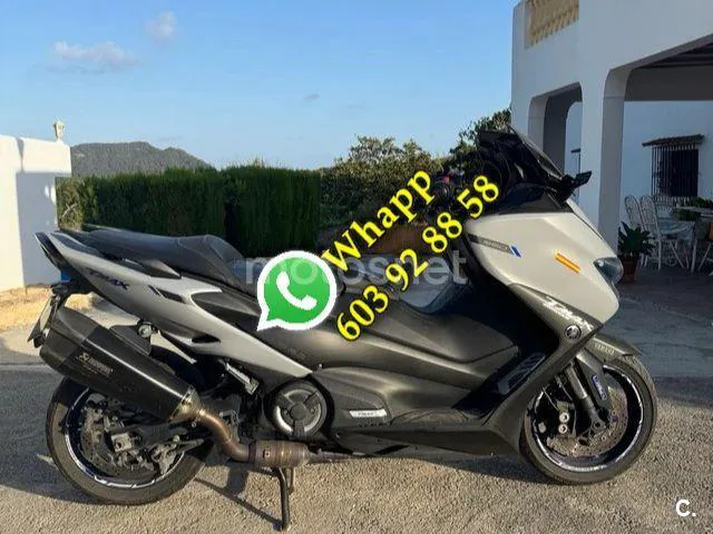 Yamaha TMAX - Vista 3
