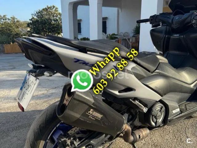 Yamaha TMAX - Vista 4