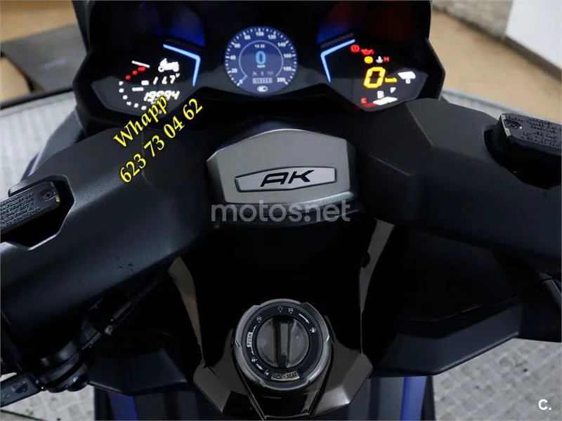 Kymco AK 550 - Vista 5