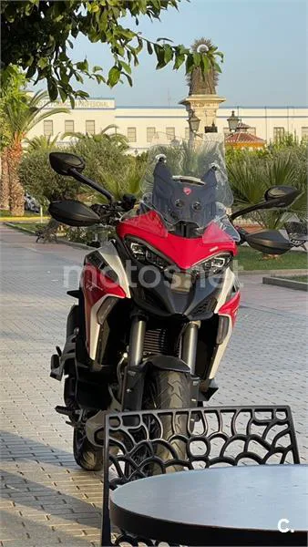 Ducati Multistrada V4 - Vista 12