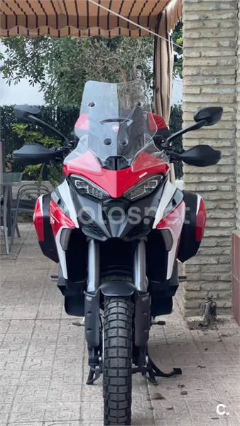 Ducati Multistrada V4 - Vista 3