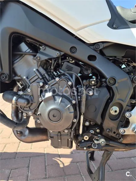 Yamaha Tracer 9 - Vista 8
